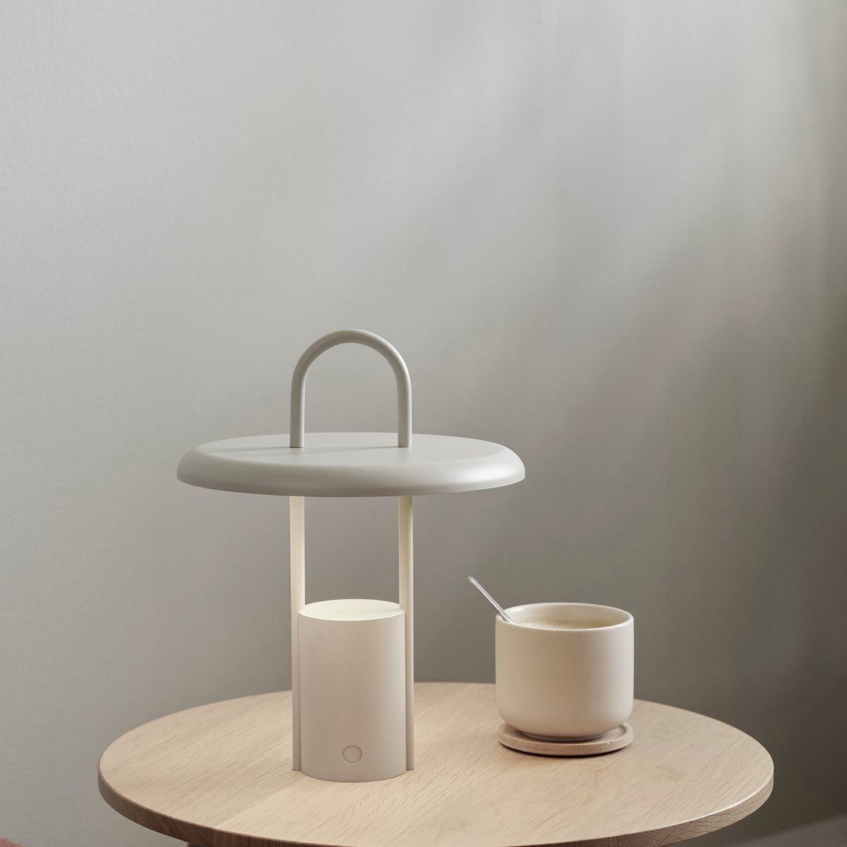 Pier LED Lamp