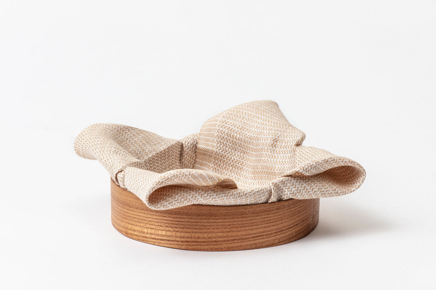 2 to 1 Bread Basket with Karin Carlander Linen